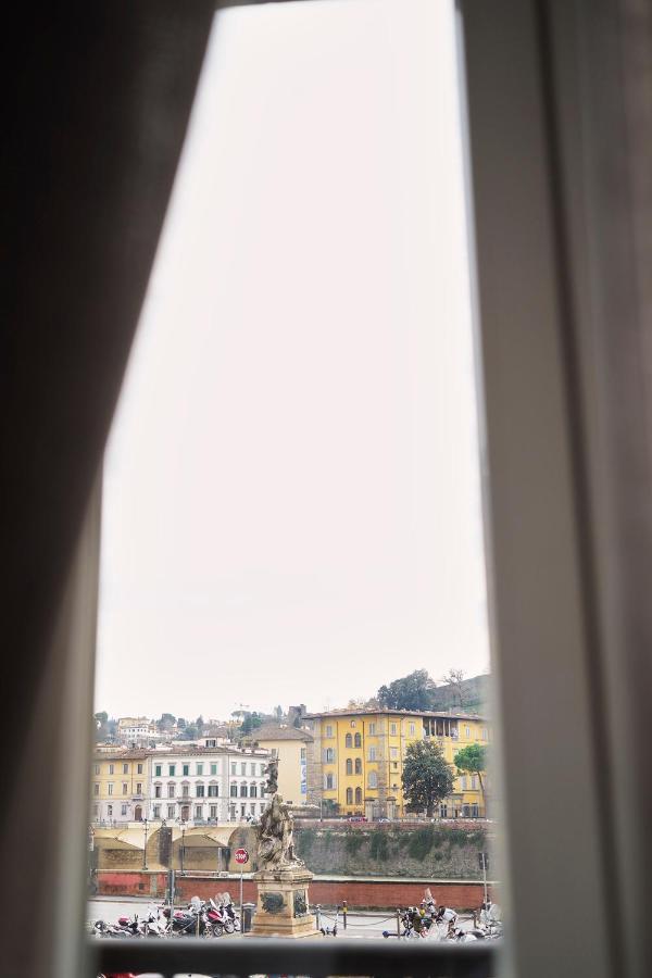 3 Master Bedrooms With Balcony On The River With Views * Florença